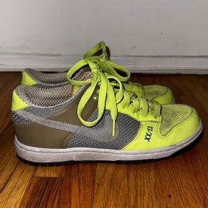 Nike Air Zoom Dunkesto - men’s size 6/women’s size 7.5